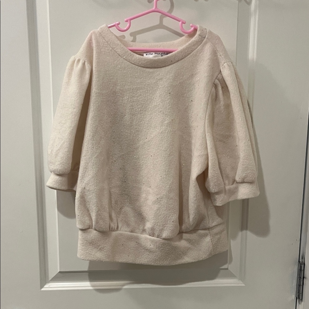 Elegant Cream Crew Neck Sweater